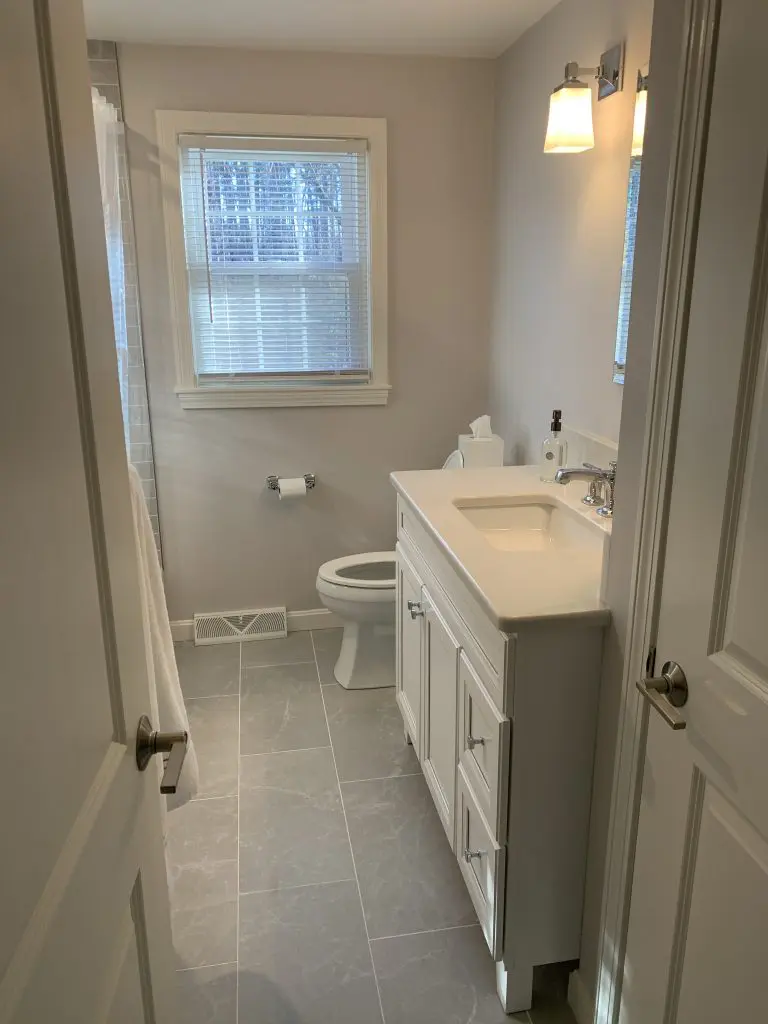 Chelmsford C Bathroom A(2) Bathroom in Chelmsford, MA