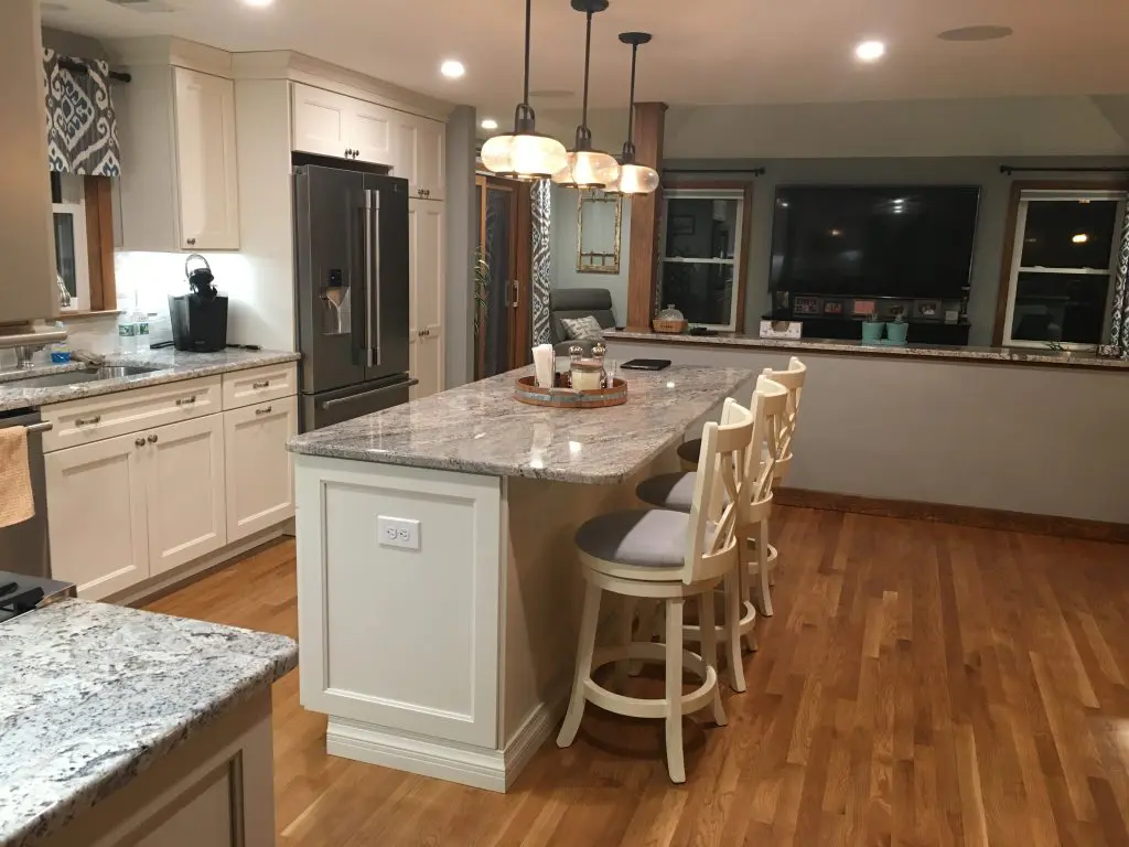 Nashua A whole house A(1) Kitchen in Nashua, NH