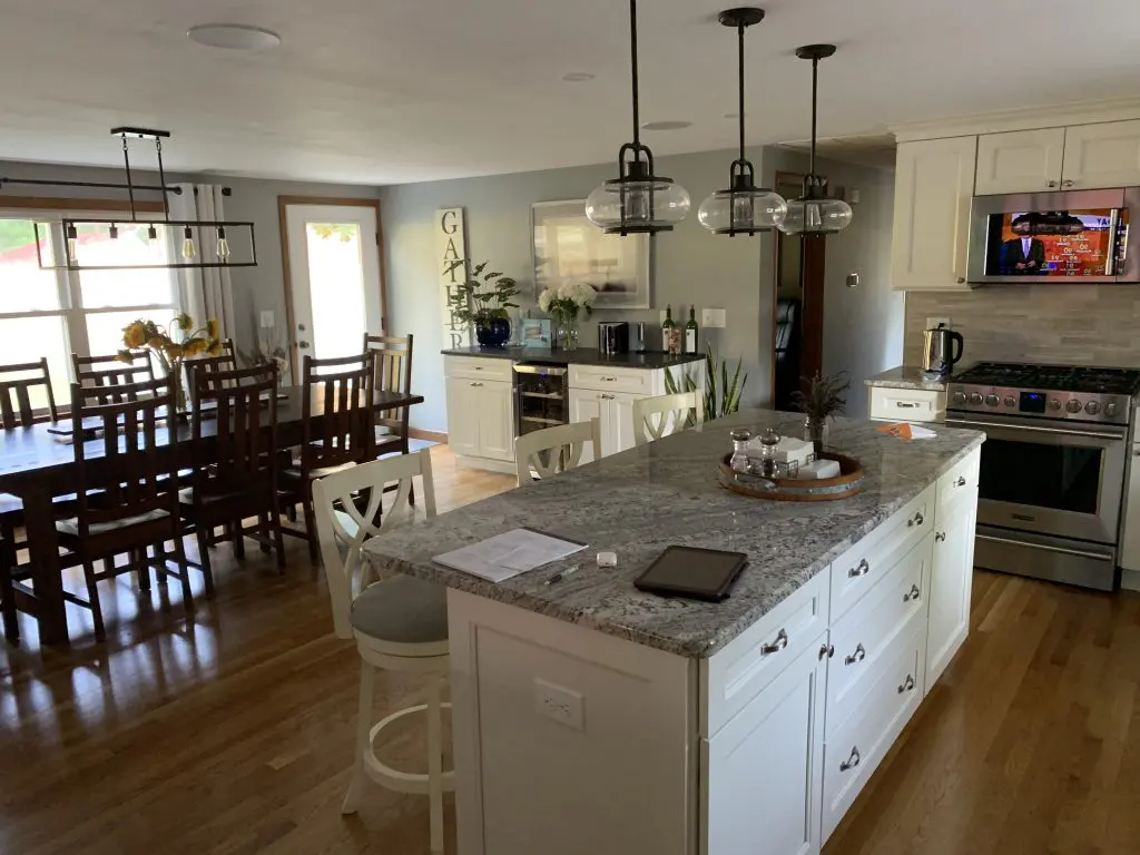 Nashua A whole house A(2) Kitchen in Nashua, NH